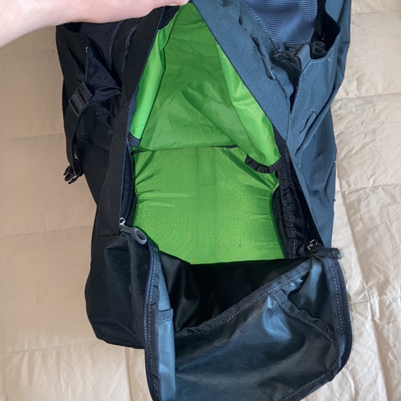 COPY - Osprey Farpoint 80 Travel Bag - Picture 3 of 6